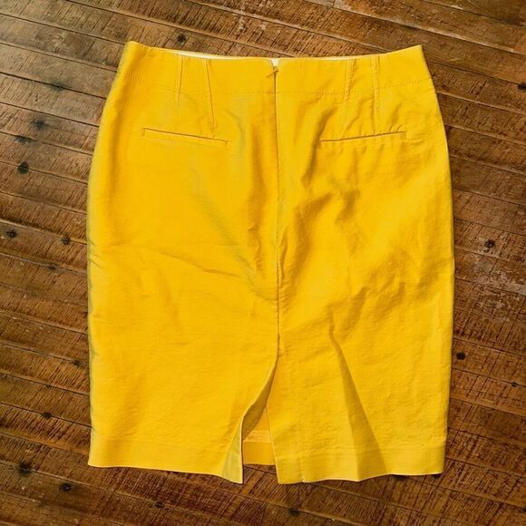 J Crew business casual The pencil 6 mustard minimalist skirt - Picture 3 of 3